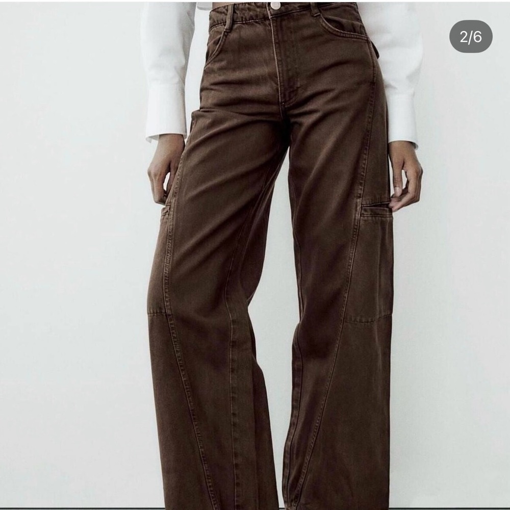 Zara women's Mid rise wide leg Cargo jeans Chocolate Sz 2